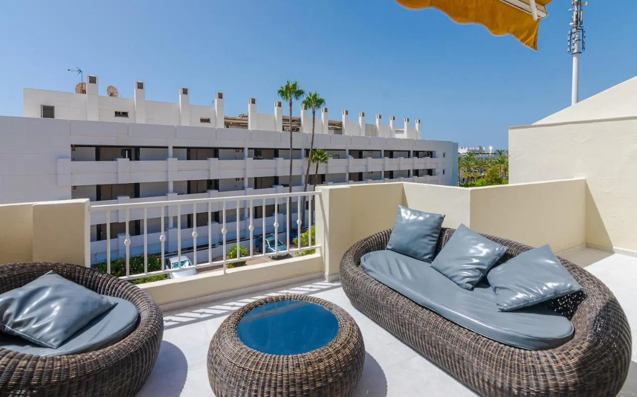 Apartment Duplex En Puente Romano Marbella