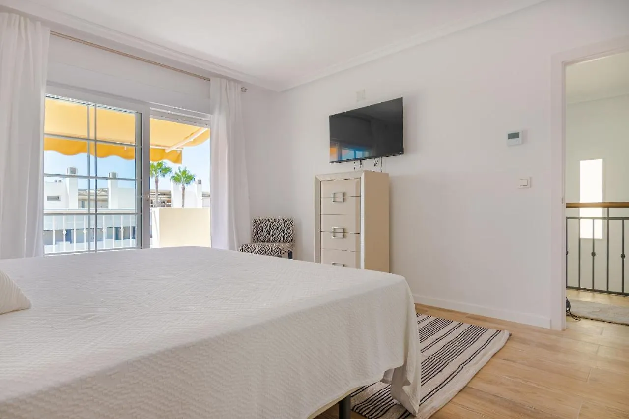Duplex En Puente Romano Marbella Spain